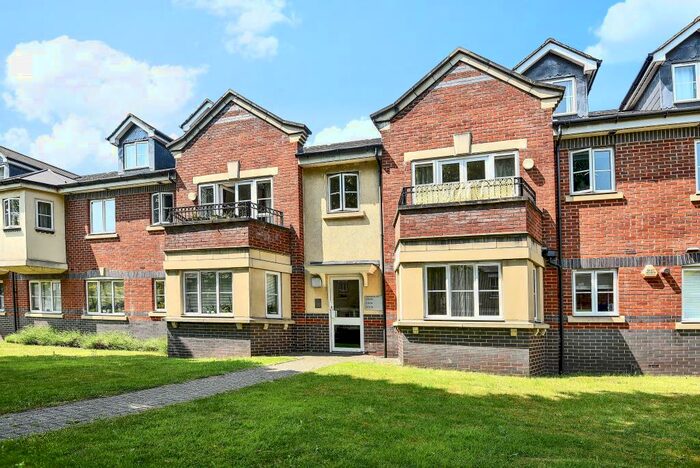 2 Bedroom Apartment To Rent In Osney Lane, Central Oxford, OX1