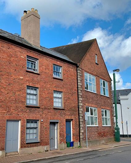 4 Bedroom Terraced House To Rent In Almshouse Street, Monmouth, NP25