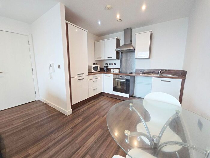 2 Bedroom Flat For Sale In Sackville Street, Barnsley, S70
