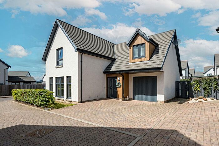 5 Bedroom Detached House For Sale In Grayburn Gardens, Dundee, DD2