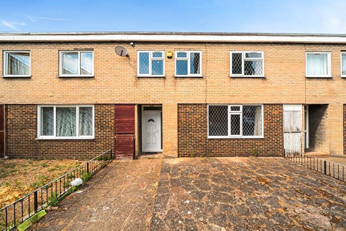 4 Bedroom Terraced House For Sale In Dacca Street, London, SE8