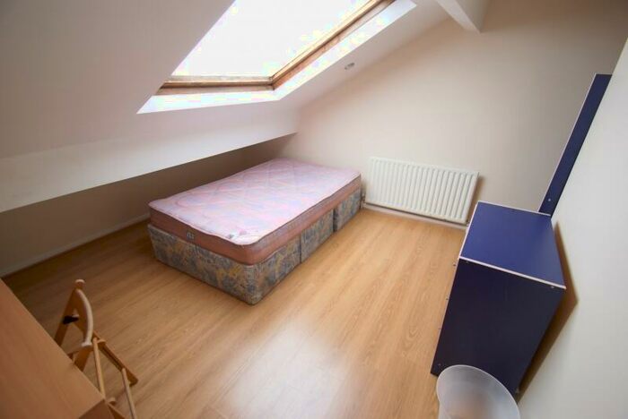5 Bedroom Terraced House To Rent In Hartley Grove, Woodhouse, Leeds, LS6
