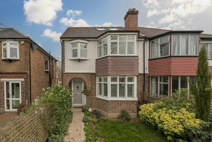 4 Bedroom Semi-Detached House To Rent In Sixth Cross Road, Twickenham, TW2