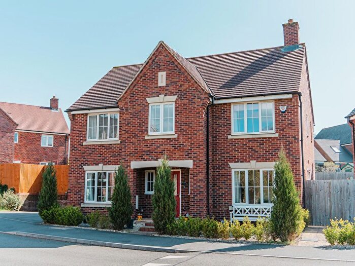 4 Bedroom Detached House For Sale In Wordsworth Road, Market Harborough, LE16