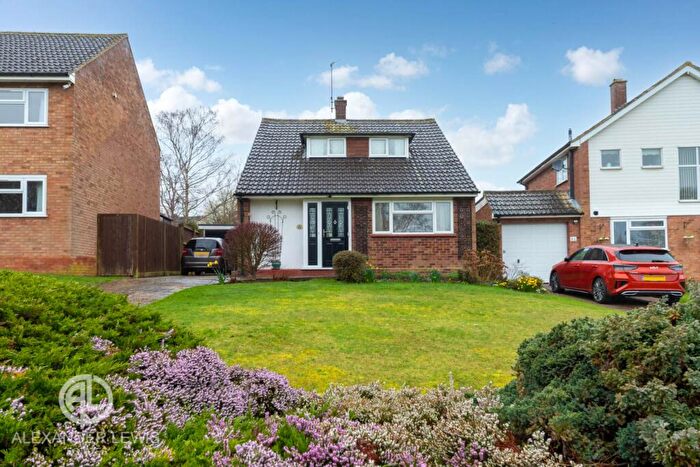 3 Bedroom Detached House For Sale In Waysbrook, Letchworth Garden City, SG6