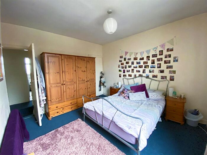 3 Bedroom House To Rent In Mona Road, Crookes, Sheffield, S10
