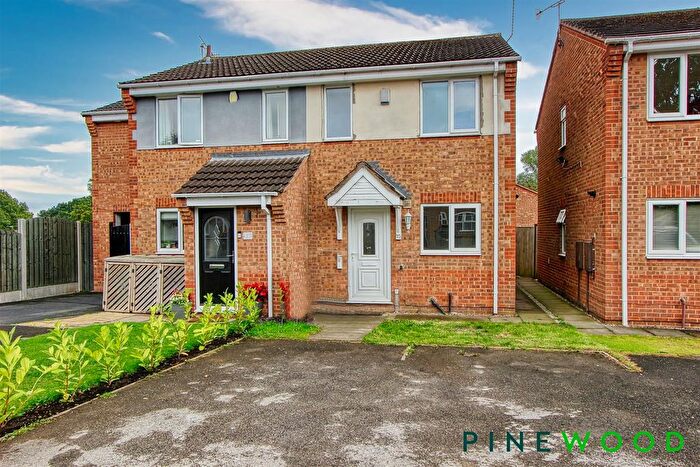 2 Bedroom Semi-Detached House To Rent In Alpine Grove, Hollingwood, Chesterfield, Derbyshire, S43