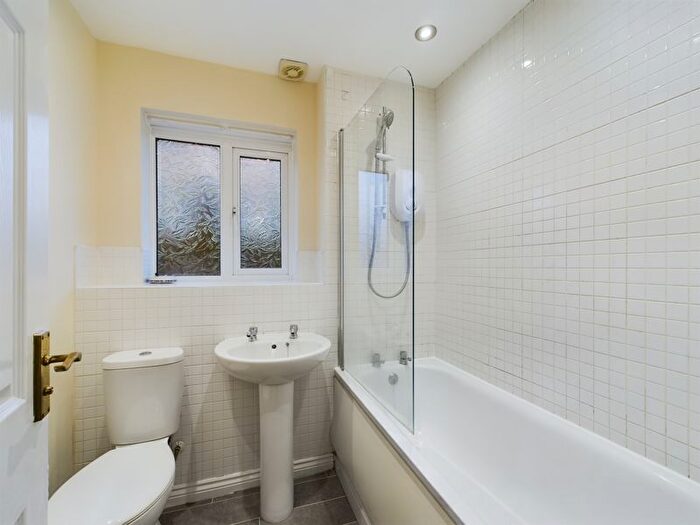 3 Bedroom End Of Terrace House For Sale In Cardinals Close, Donnington Wood, Telford, Shropshire., TF2