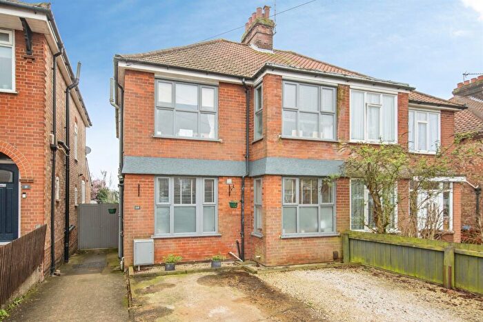 4 Bedroom Semi Detached House For Sale In Ashcroft Road, Ipswich, IP1