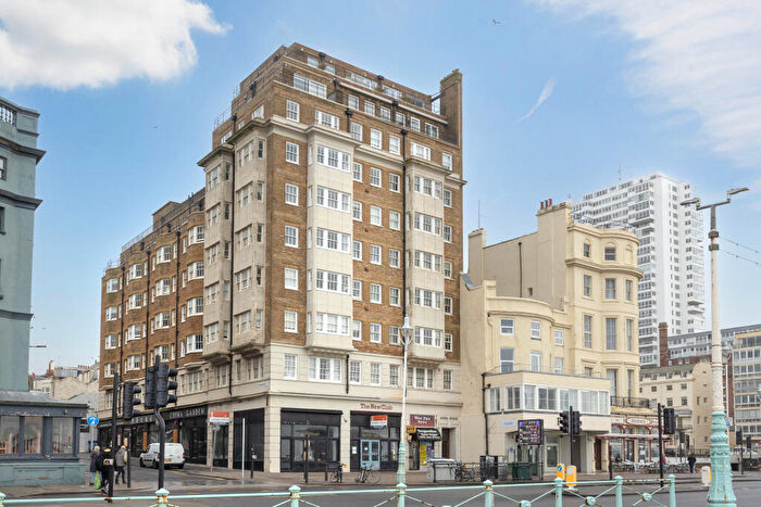 Flat To Rent In Kings Road, Brighton, BN1
