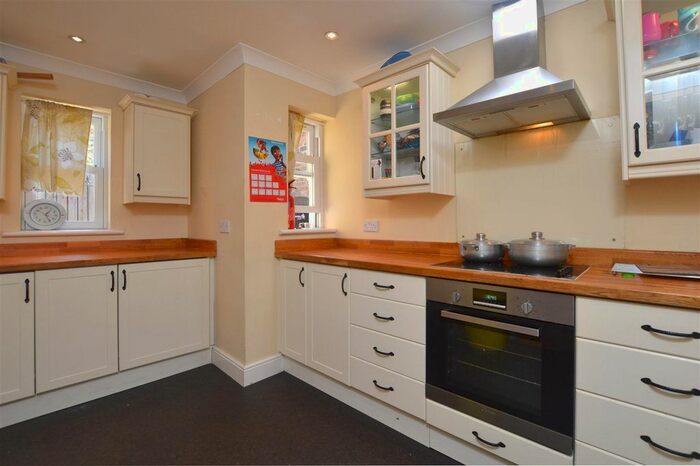 4 Bedroom Detached House To Rent In Towton Mews, Bounds Green, N11