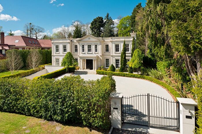 6 Bedroom Detached House To Rent In Albany Close, Esher, Surrey, KT10
