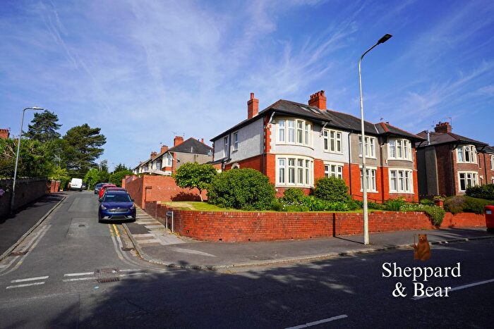 5 Bedroom Semi-Detached House For Sale In Lake Road West, Cardiff, CF23