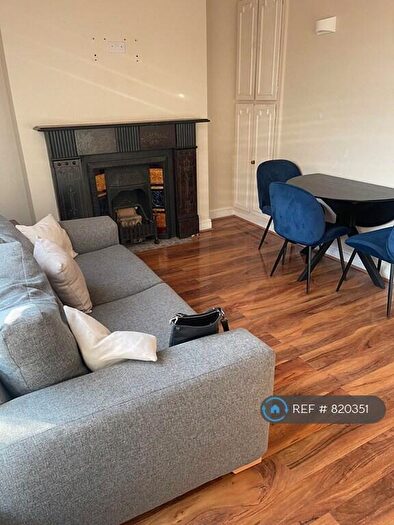 2 Bedroom Maisonette To Rent In Colney Hatch Lane, Muswell Hill, N10