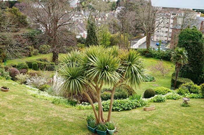 1 Bedroom Flat For Sale In Lucerne, Lower Warberry Road, Torquay, TQ1