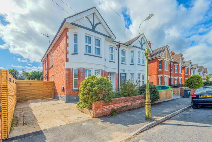 4 Bedroom Semi-Detached House To Rent In Herberton Road, Bournemouth, BH6