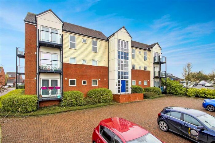 2 Bedroom Apartment To Rent In East Moor Drive, Wolverton Mill, Milton Keynes, MK12