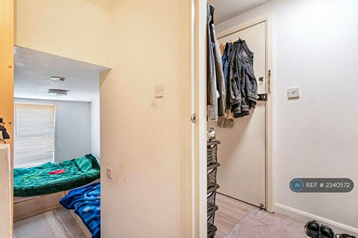 1 Bedroom Flat To Rent In West Green Road, London, N15