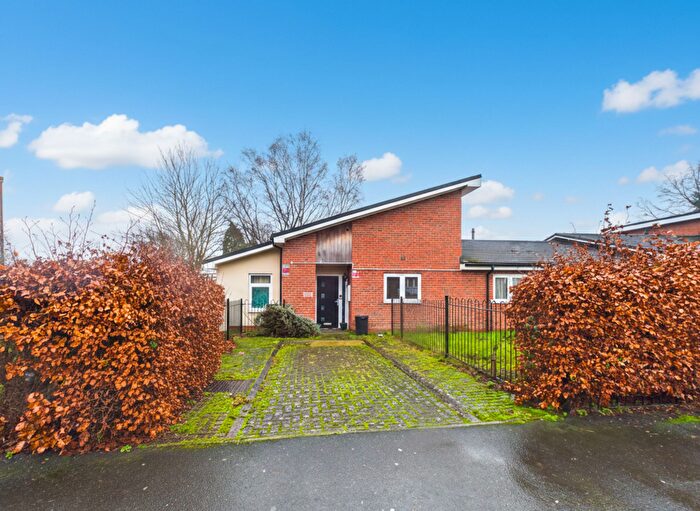 2 Bedroom Terraced Bungalow For Sale In Hawkesley Drive, Birmingham, B31