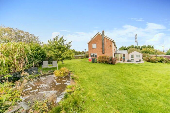 3 Bedroom Semi-Detached House For Sale In Hedingham Road, Great Yeldham, Halstead, CO9