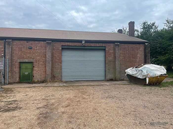 Garage / Parking To Rent In Unit Manor Farm Industrial Estate, PE32