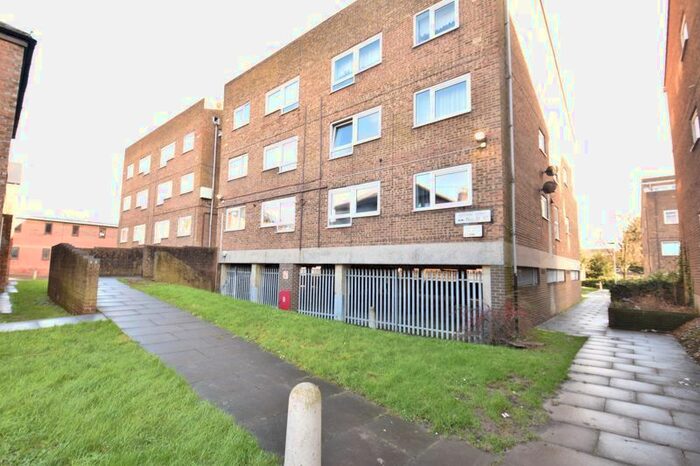 1 Bedroom Flat To Rent In Hastings Street, Luton LU1