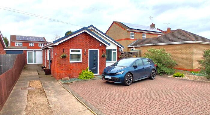 2 Bedroom Detached Bungalow For Sale In Drybread Road, Whittlesey, Peterborough, PE7