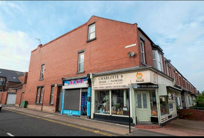 3 Bedroom Maisonette To Rent In Cleveland Road, Sunderland, SR4