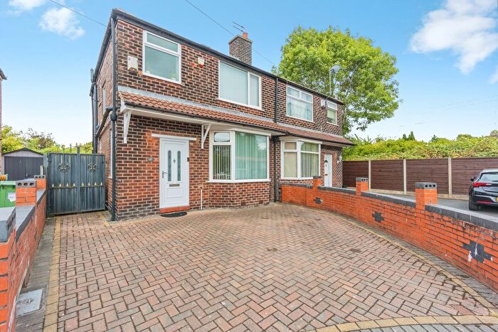 3 Bedroom Semi-Detached House For Sale In Norley Avenue, Stretford, Manchester, M32