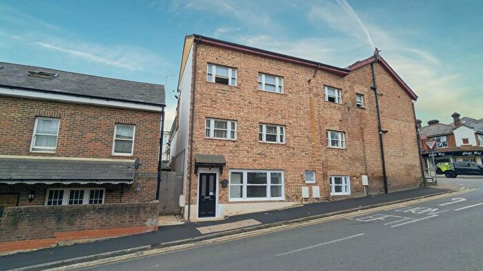 1 Bedroom Flat To Rent In Stanhope Road, St.Albans, AL1