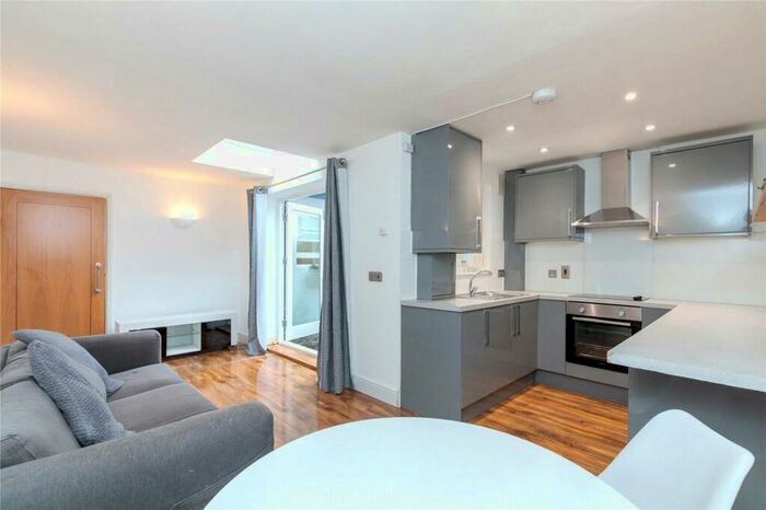 1 Bedroom Flat To Rent In Wick Road, Trowbridge Estate, E9