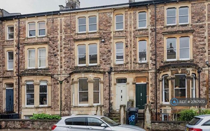 6 Bedroom Terraced House To Rent In Alma Vale Road, Bristol, BS8