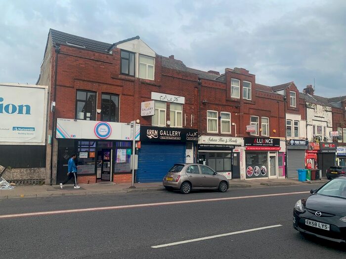 3 Bedroom Flat To Rent In Cheetham Hill Road, Manchester, M8