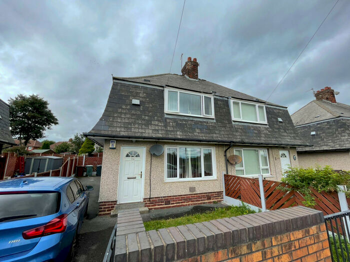 2 Bedroom Terraced House To Rent In Middleton Road, Leeds, West Yorkshire, LS10