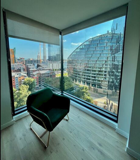 3 Bedroom Flat To Rent In Aspin Ln, Manchester, M4