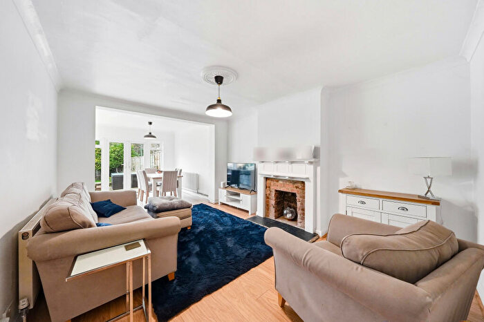 3 Bedroom Semi-Detached Bungalow For Sale In Andover Road, Orpington, BR6