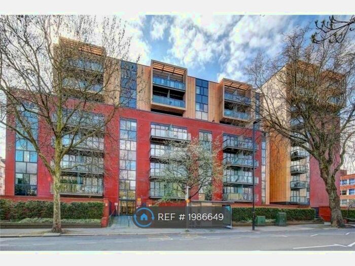 1 Bedroom Flat To Rent In Westgate House, Isleworth, TW7
