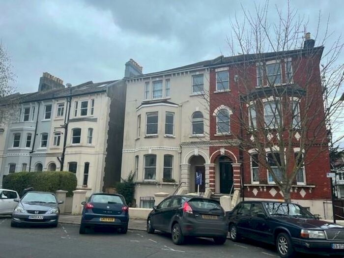 1 Bedroom Flat To Rent In Clarendon Villas, Hove, BN3