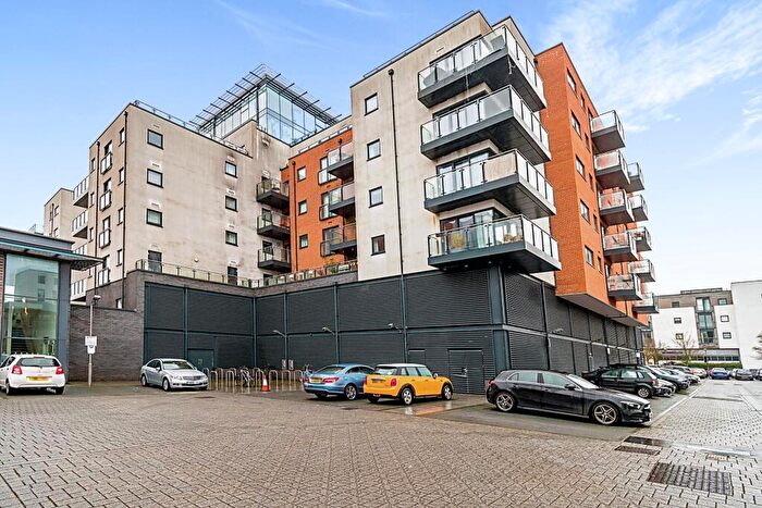 2 Bedroom Flat To Rent In The Blake Building, Ocean Village, SO14