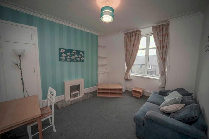 1 Bedroom Flat To Rent In Walker Road, Torry, Aberdeen, AB11
