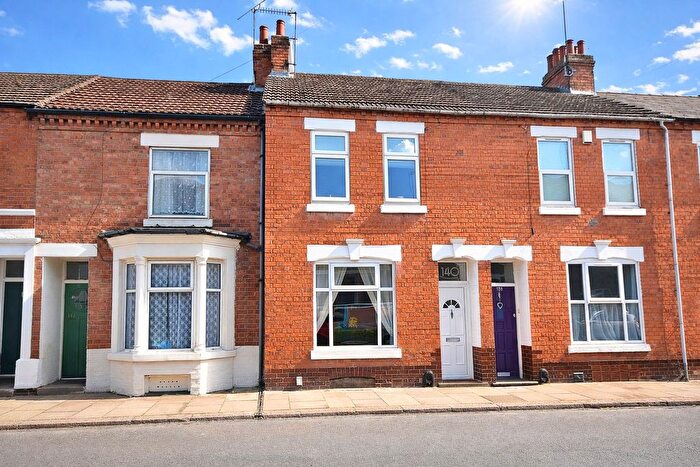 2 Bedroom Terraced House For Sale In Stanhope Road, Queens Park, Northampton, NN2