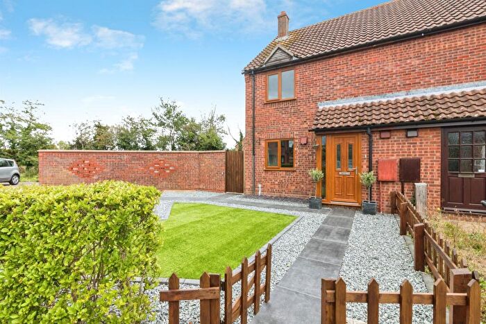 2 Bedroom End Of Terrace House For Sale In Millfield Close, Ditchingham, Bungay, NR35