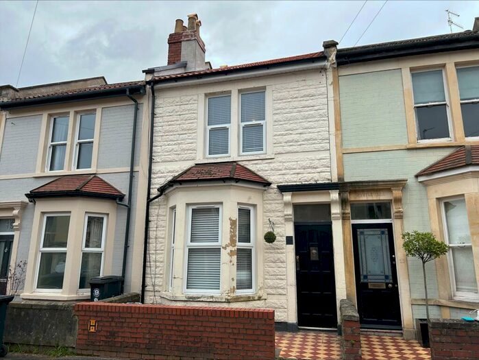 4 Bedroom House To Rent In Southville, BS3