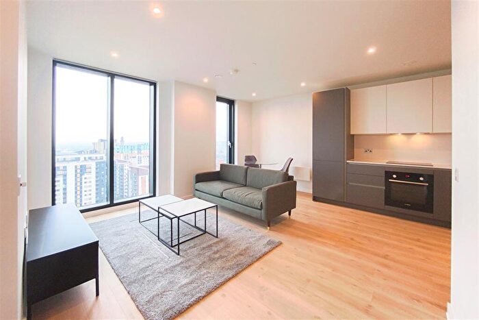 1 Bedroom Apartment To Rent In The Gate, Meadowside, M4