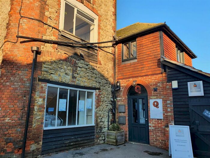 1 Bedroom Flat To Rent In A Swan Street, West Malling, ME19