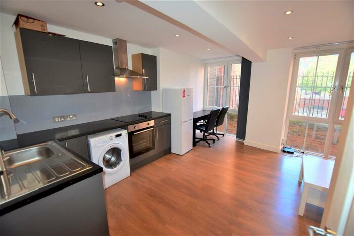 2 Bedroom Apartment To Rent In Albion Street, Leicester, LE1