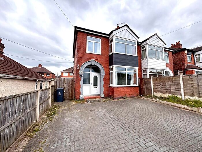 3 Bedroom Semi-Detached House To Rent In Dividy Road, Stoke-on-Trent, ST2