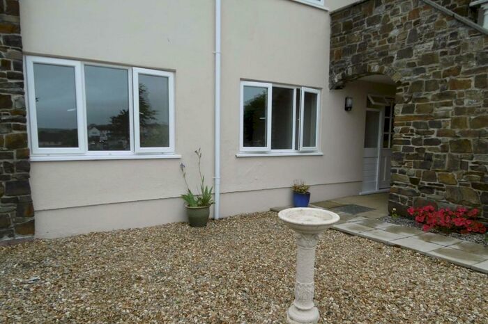 2 Bedroom Flat To Rent In Bude, Cornwall, EX23