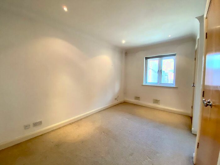 2 Bedroom Apartment To Rent In Berkley Court, Berkley Street, Birmingham, B1