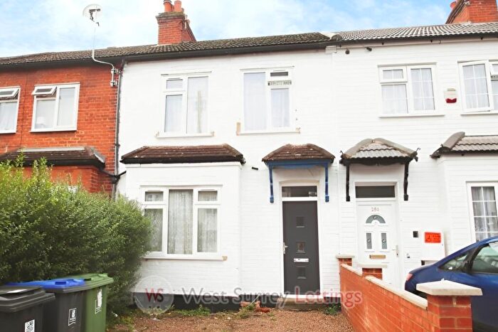 2 Bedroom Terraced House To Rent In Woking, Surrey, GU21